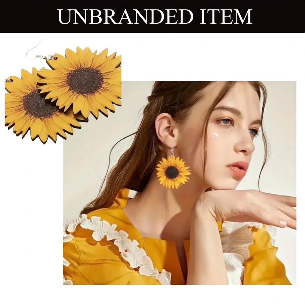 EARRINGS: Dangling Sunflower Pattern Wooden, NWOT
